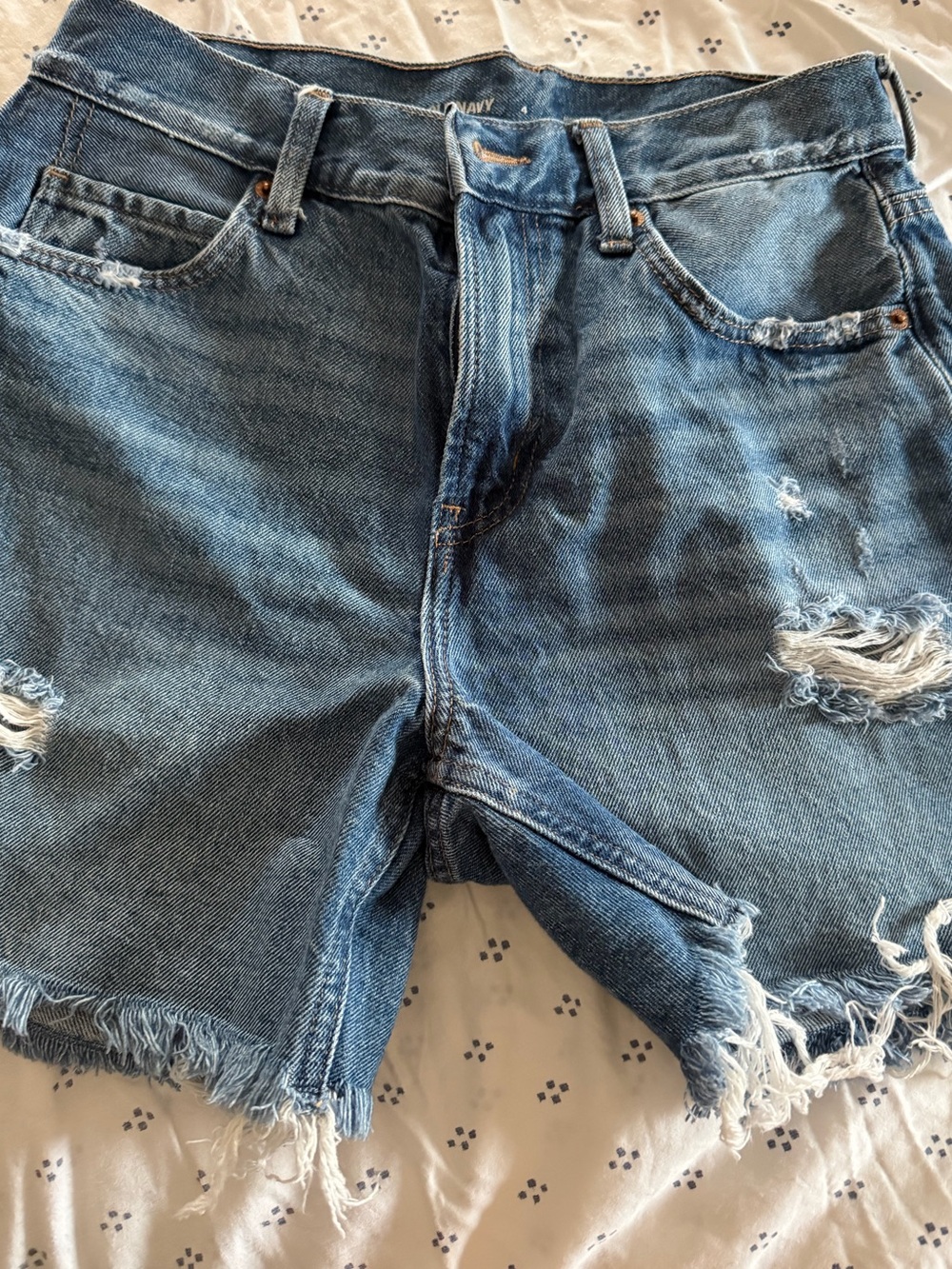 Old Navy slouchy straight shorts